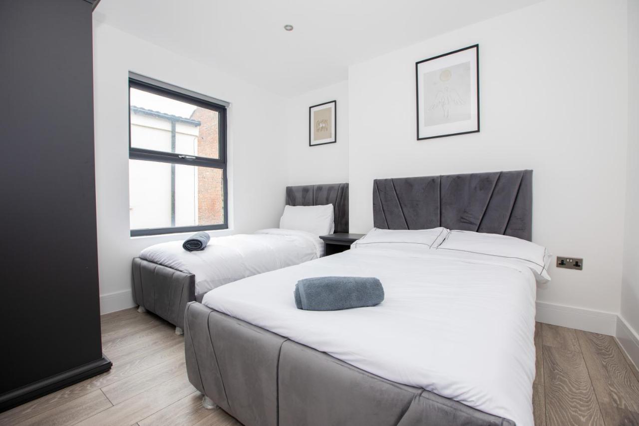 Stylish Stay Near The Stadium Walk To The Action Liverpool Exterior photo
